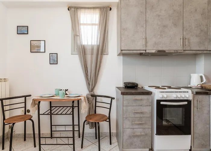 Anastasias Mykonos Lantställe Plintri